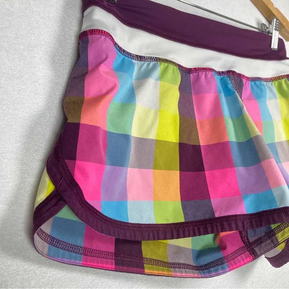 Lululemon Women’s Groovy Run Shorts Plaid Multicolor Size M - Picture 6 of 15